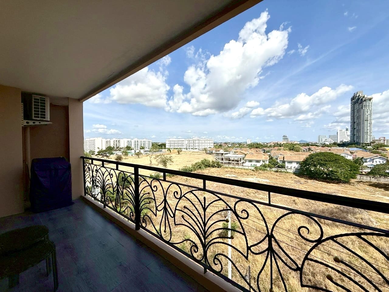 balcony