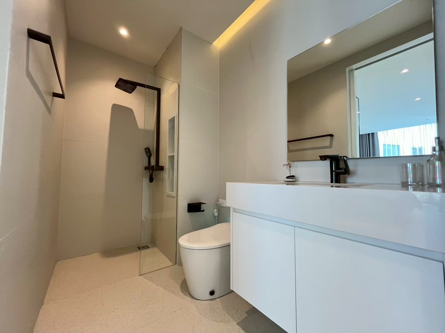 LINE_ALBUM_1 Bedroom_251215_2